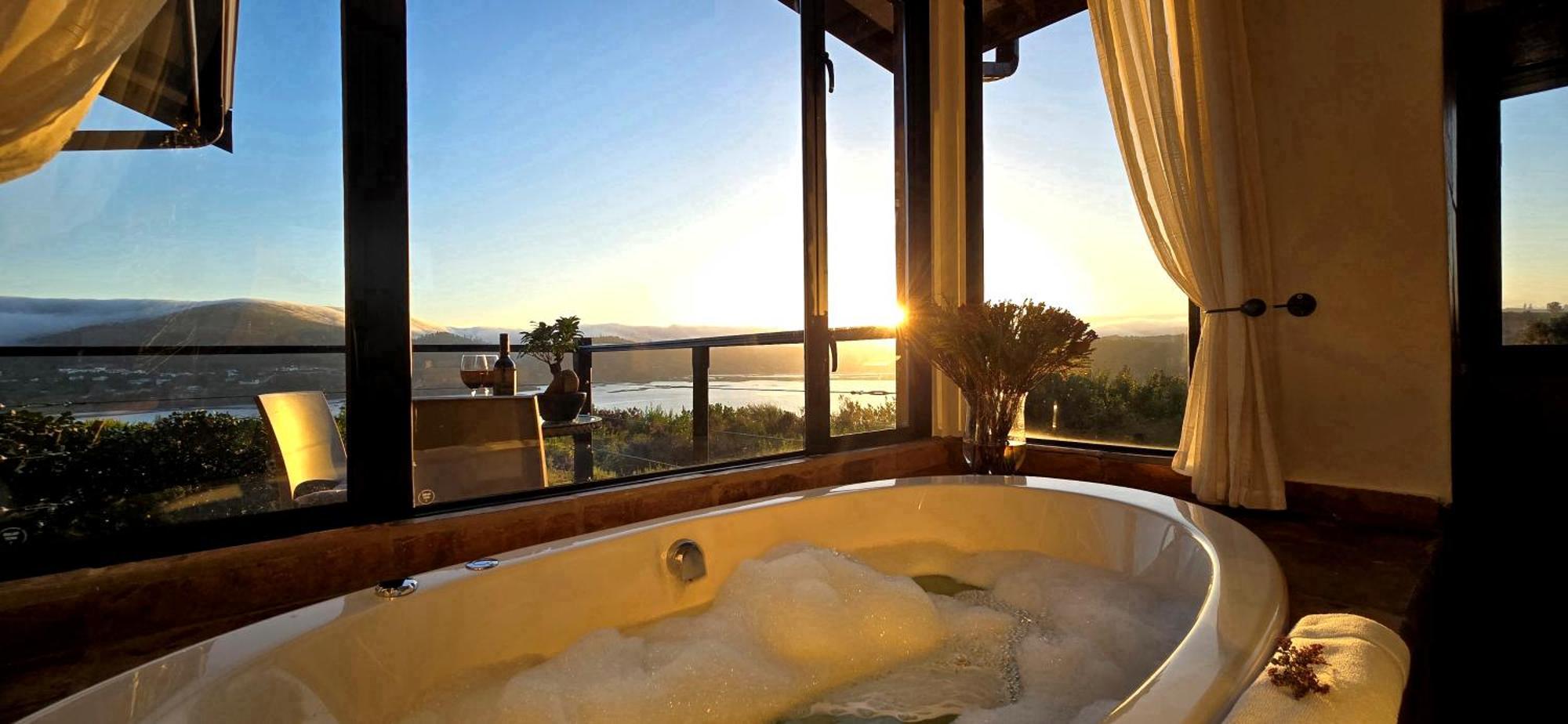 Elephant Hide Of Knysna Guest Lodge Exterior photo