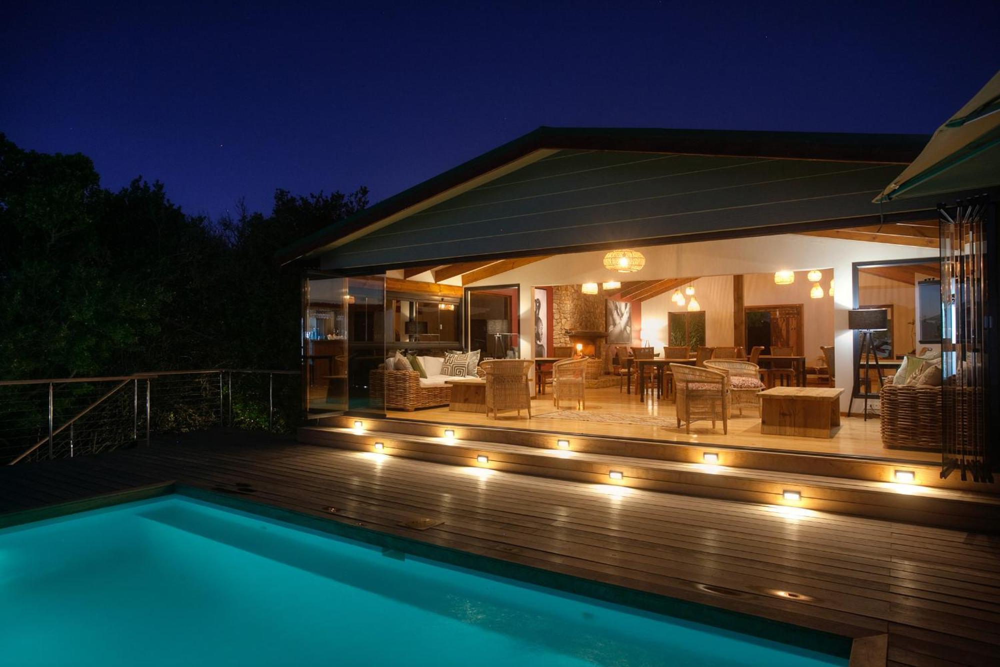 Elephant Hide Of Knysna Guest Lodge Exterior photo