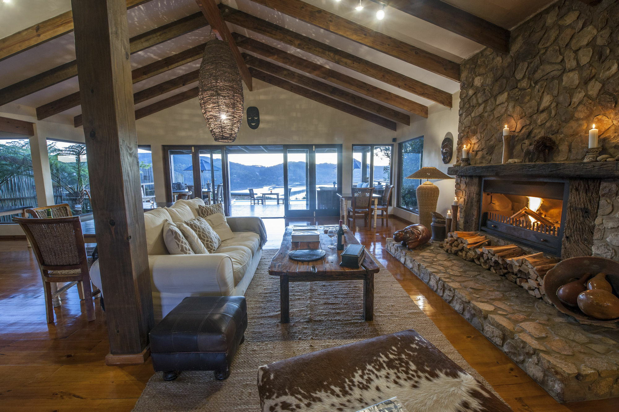 Elephant Hide Of Knysna Guest Lodge Exterior photo