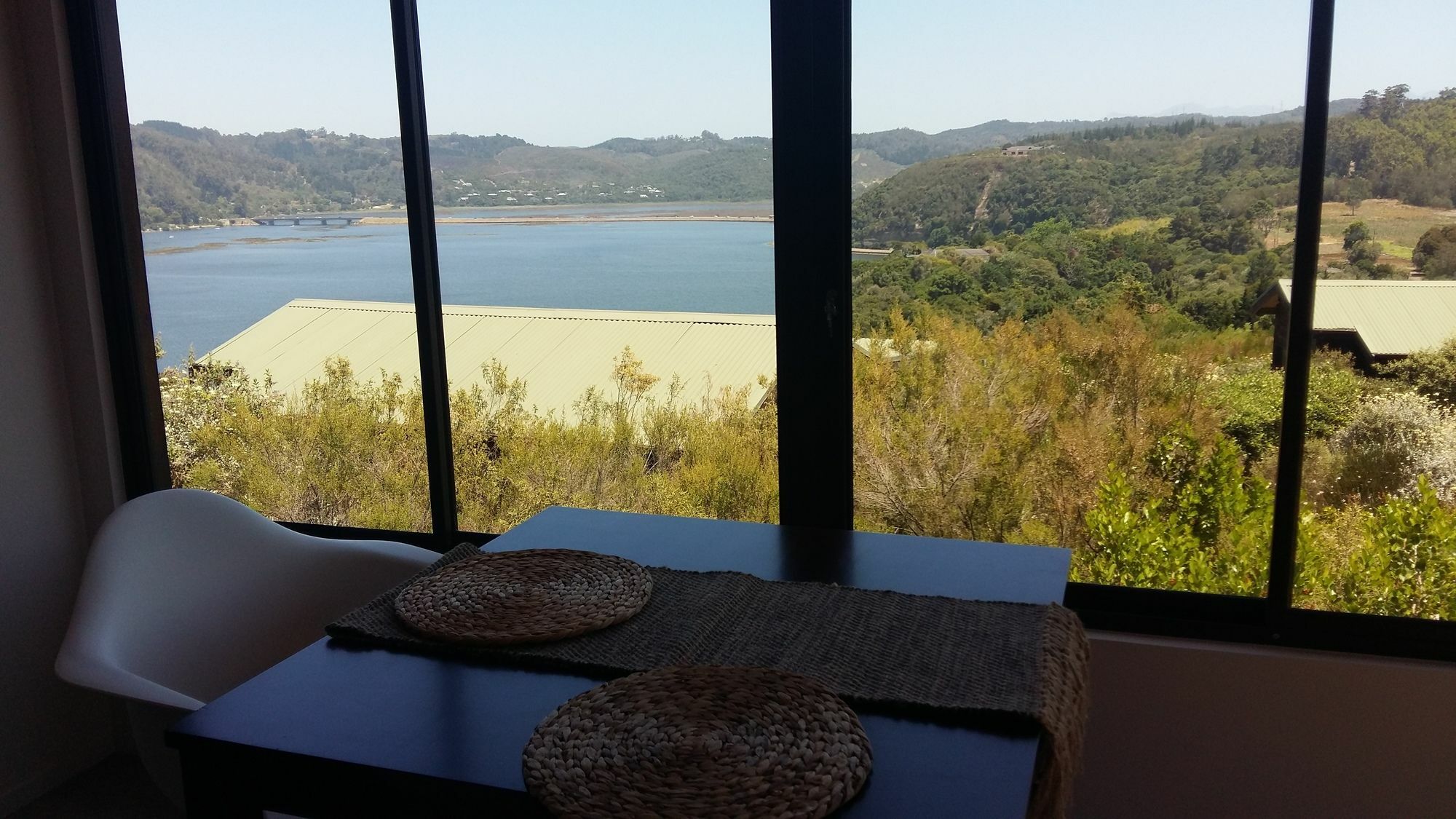Elephant Hide Of Knysna Guest Lodge Exterior photo